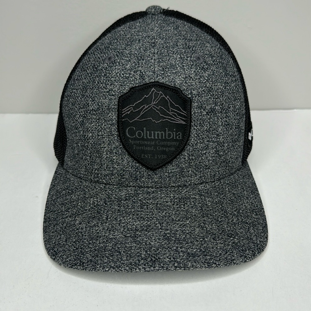 Columbia Sportswear Men's Mesh FlexFit Patch Cap